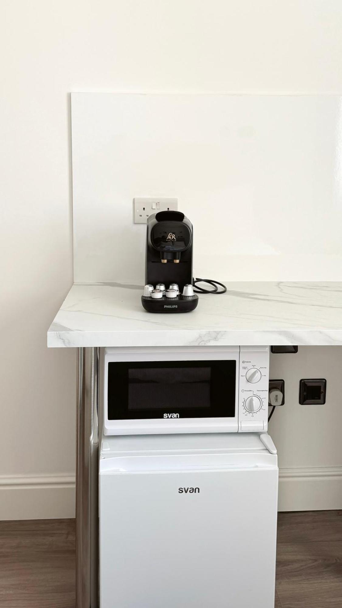 Master Penthouse Double Room Ensuite With Private Terrace - Grand Central House Gibraltar Exterior photo